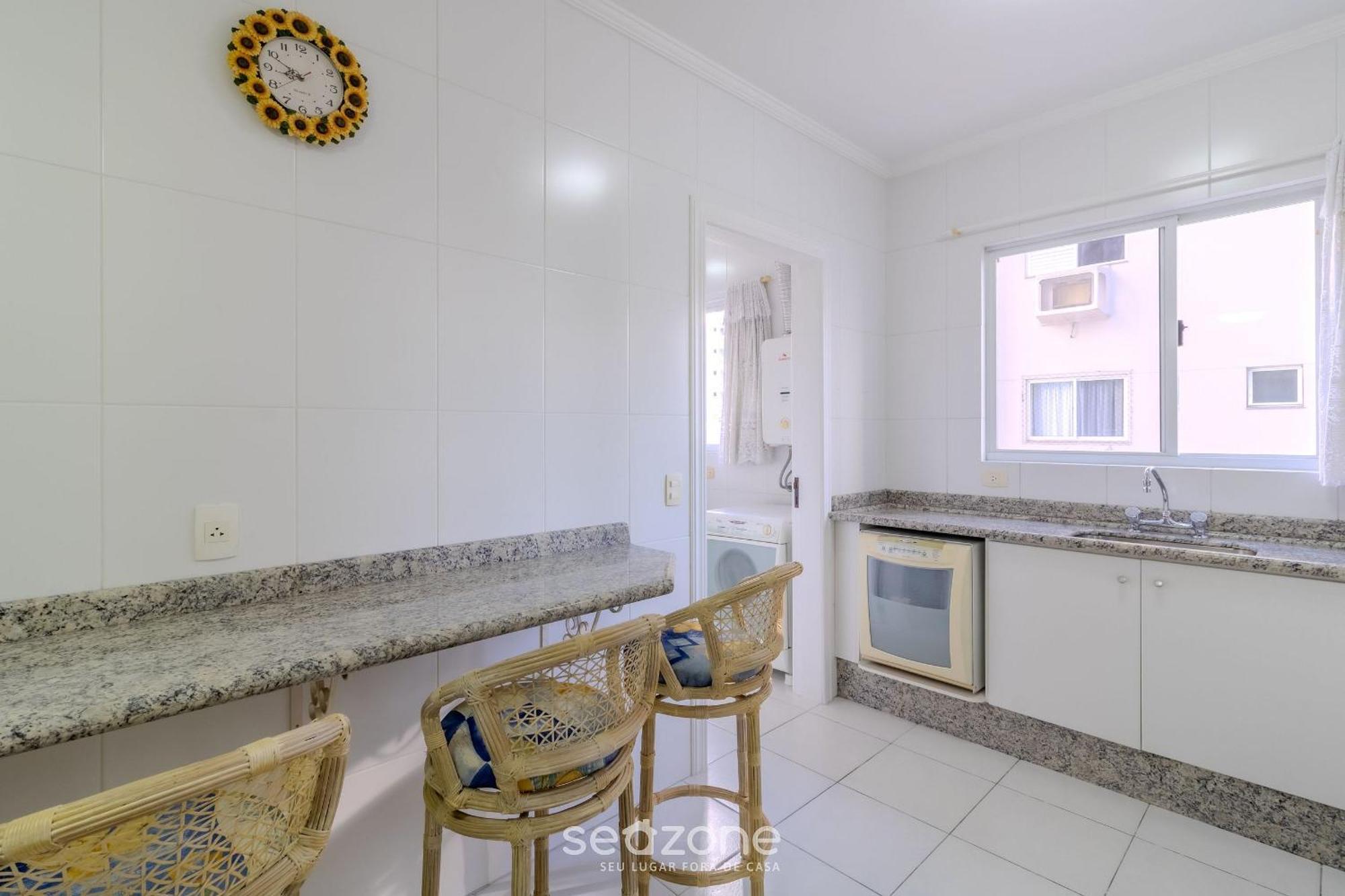 Apto Elegente E Charmoso A 100m Da Erc0501 Balneario Camboriu